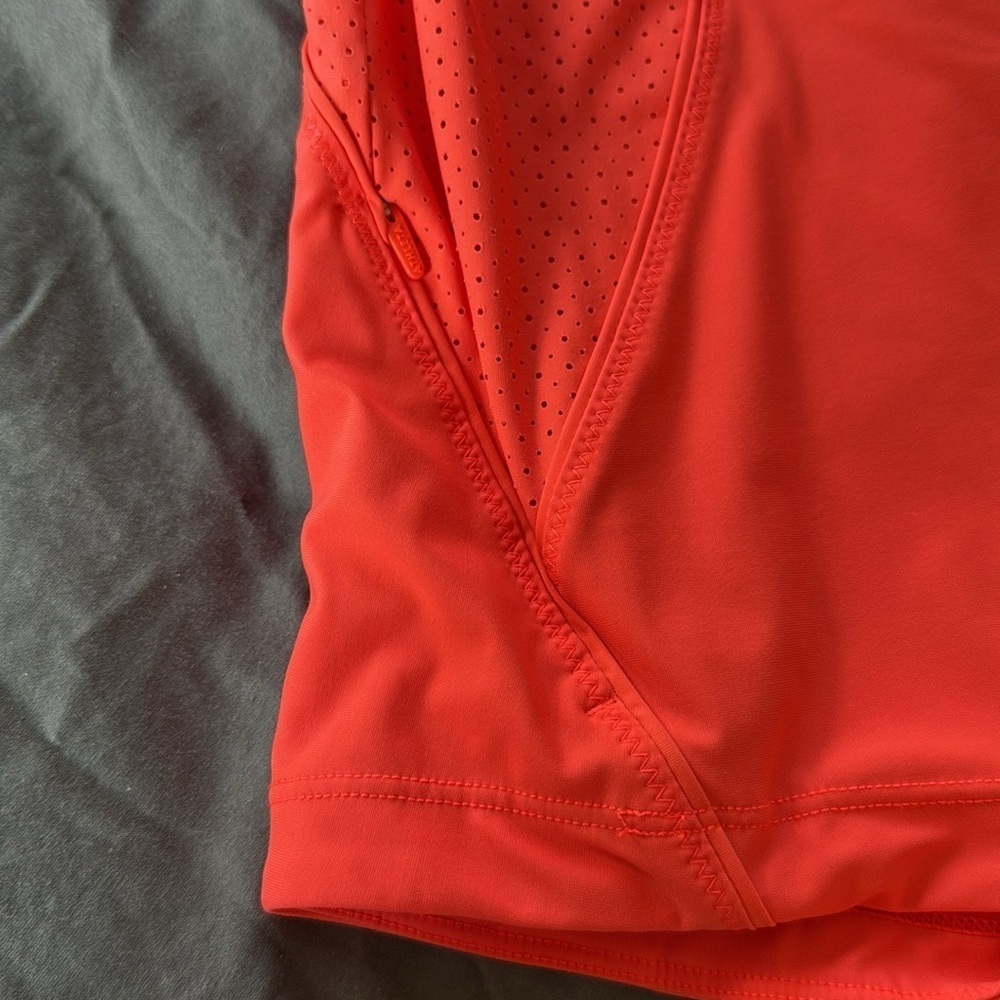 Athleta Pacifica Tee Racing Red Size Medium - Picture 6 of 9